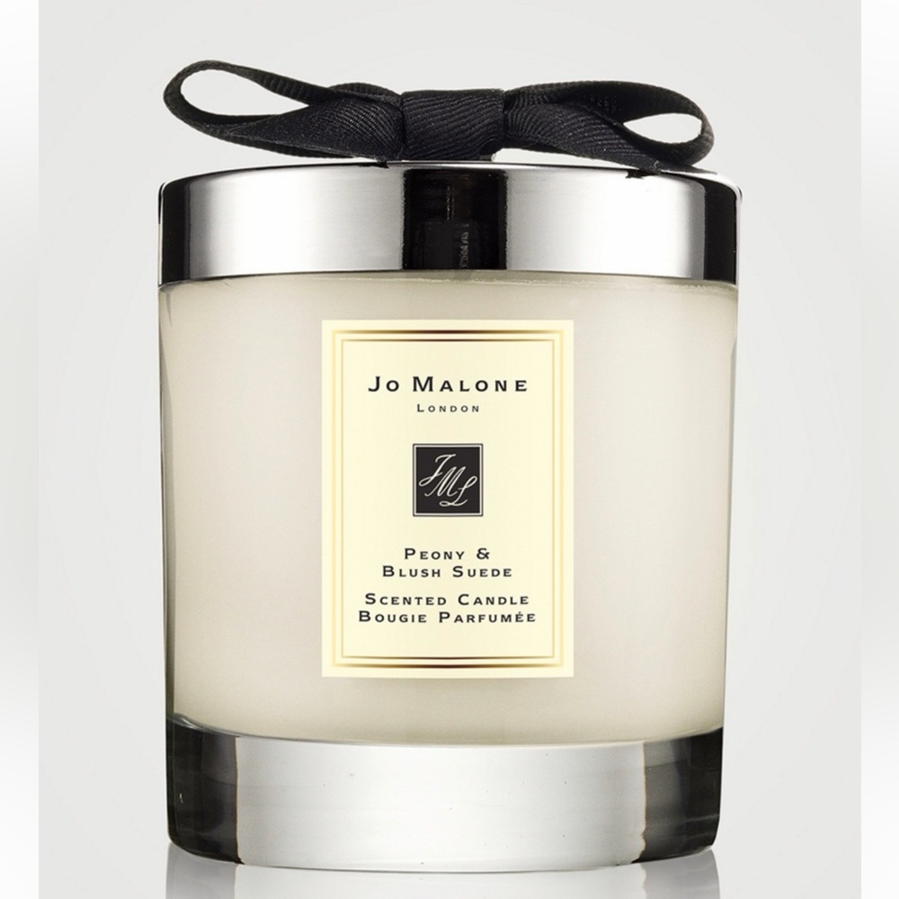 Brand new Jo Malone Peony & Blush Suede candle 🖤